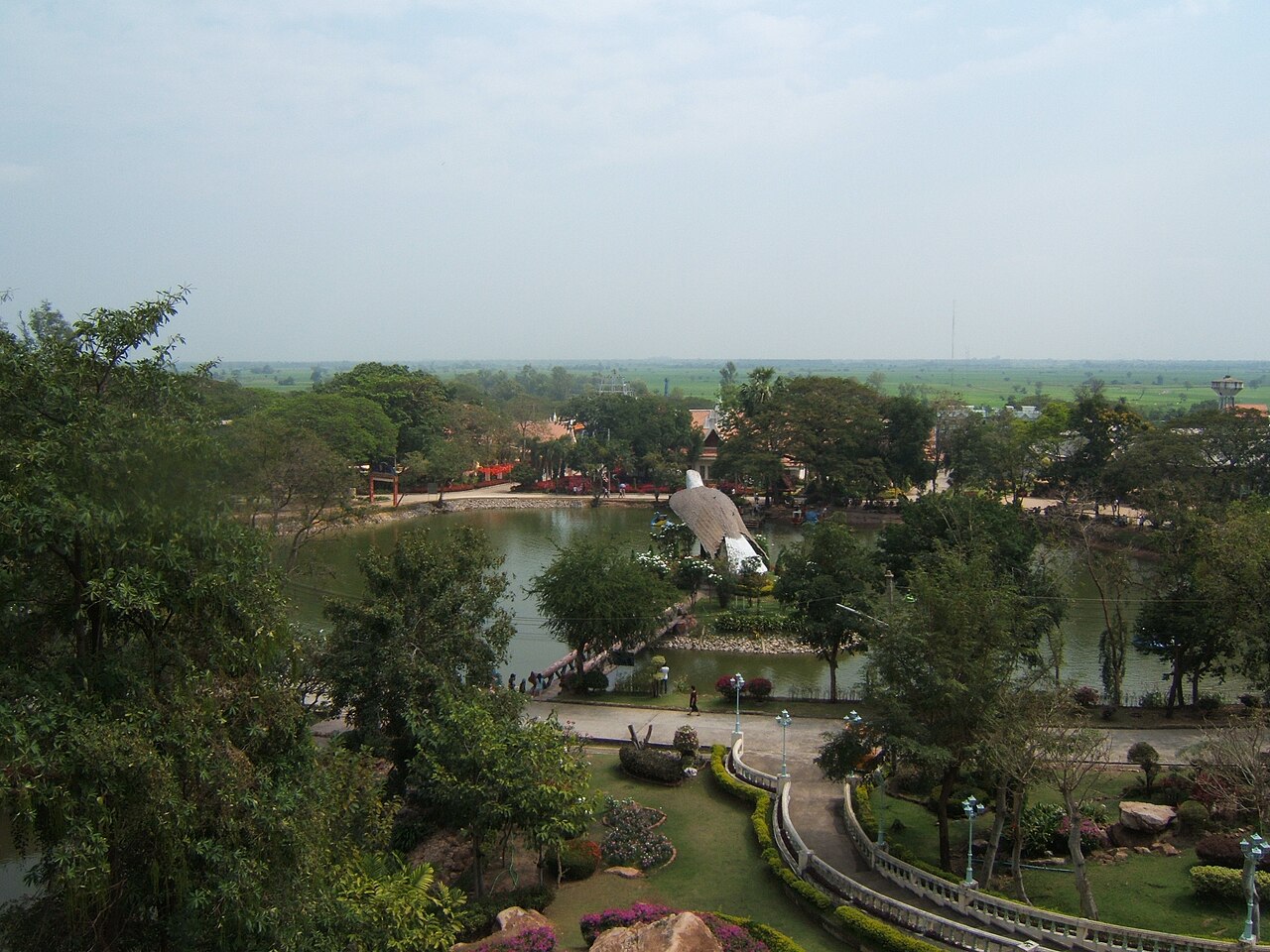 Chai Nat Bird Park