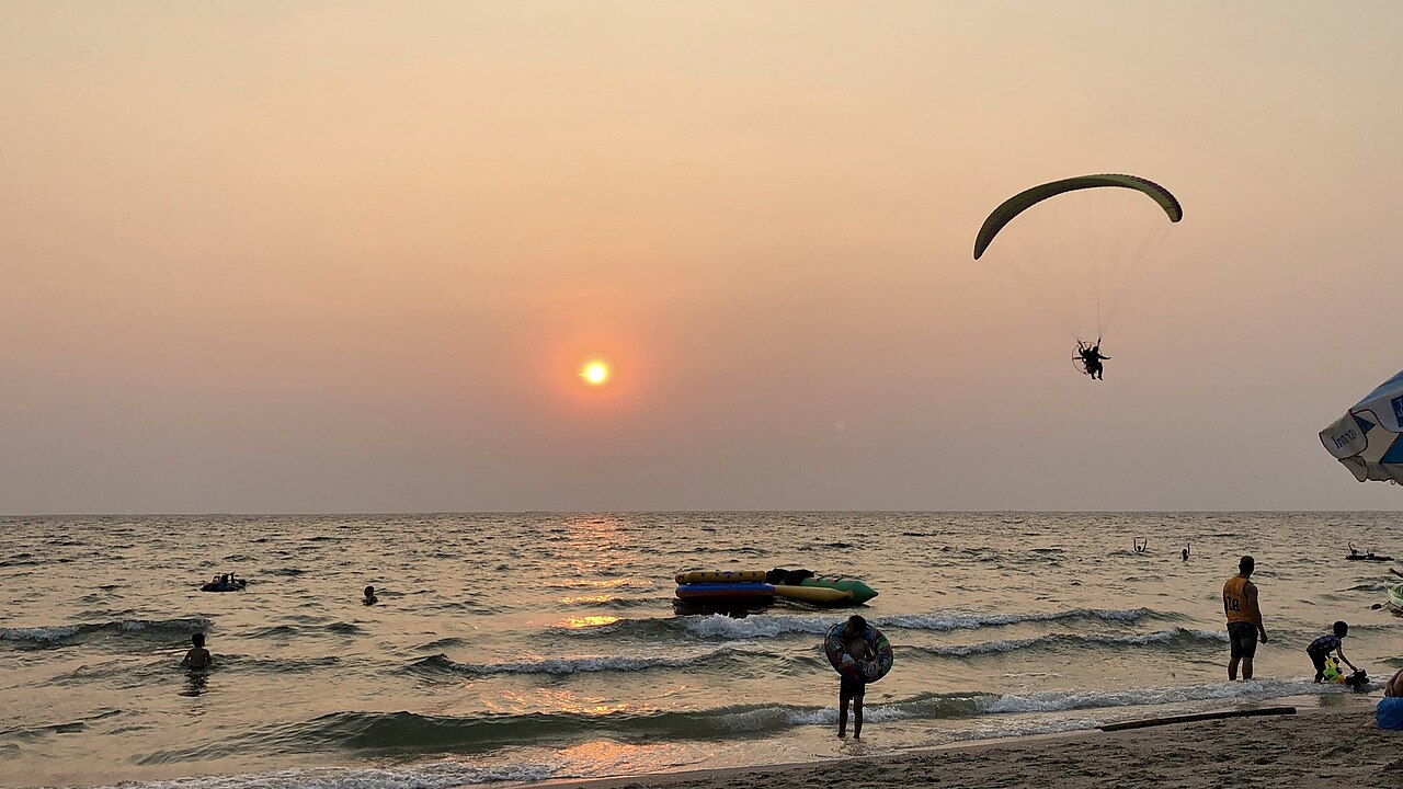 Bang Saen Beach